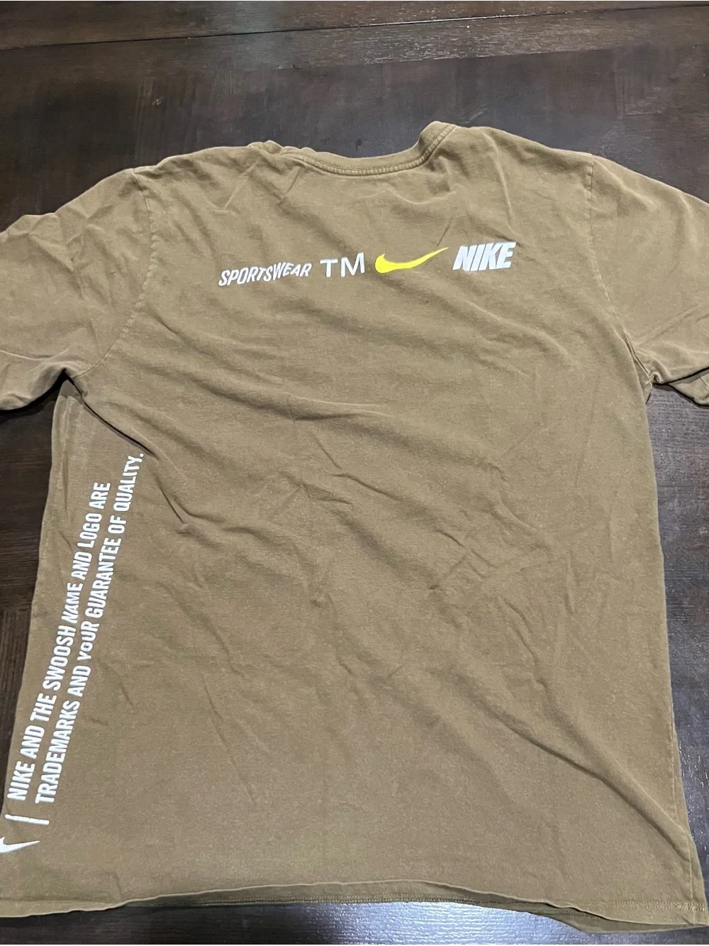 Nike The Nike Tee Men's L Green Cotton Knit Crew Neck Short Sleeve Logo